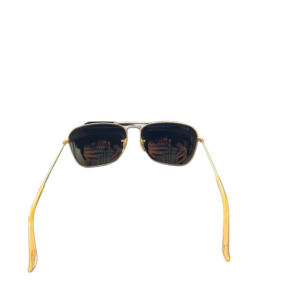 Ray-Ban Gold Aviator Sunglasses - Picture 4 of 9